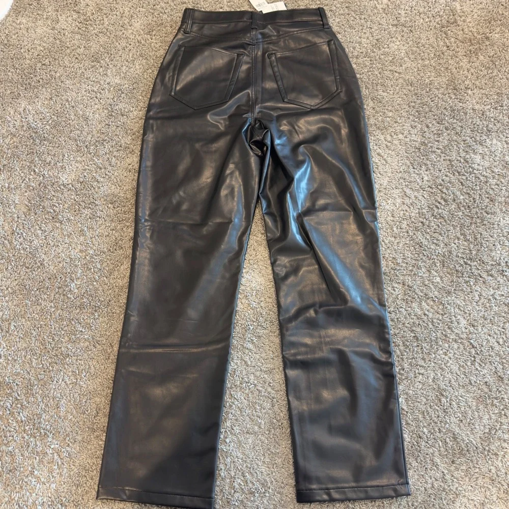 Abercrombie & Fitch Curve Love 90s Straight Ultra High Rise Vegan Leather Pant 8